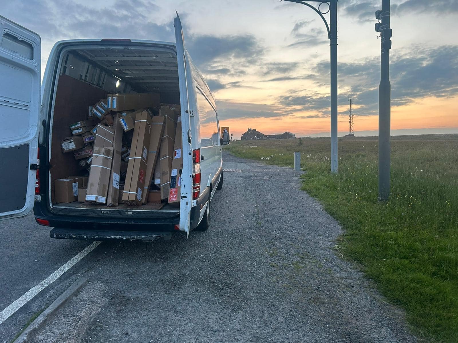 VibeMove UK delivery van transporting parcels and pallets